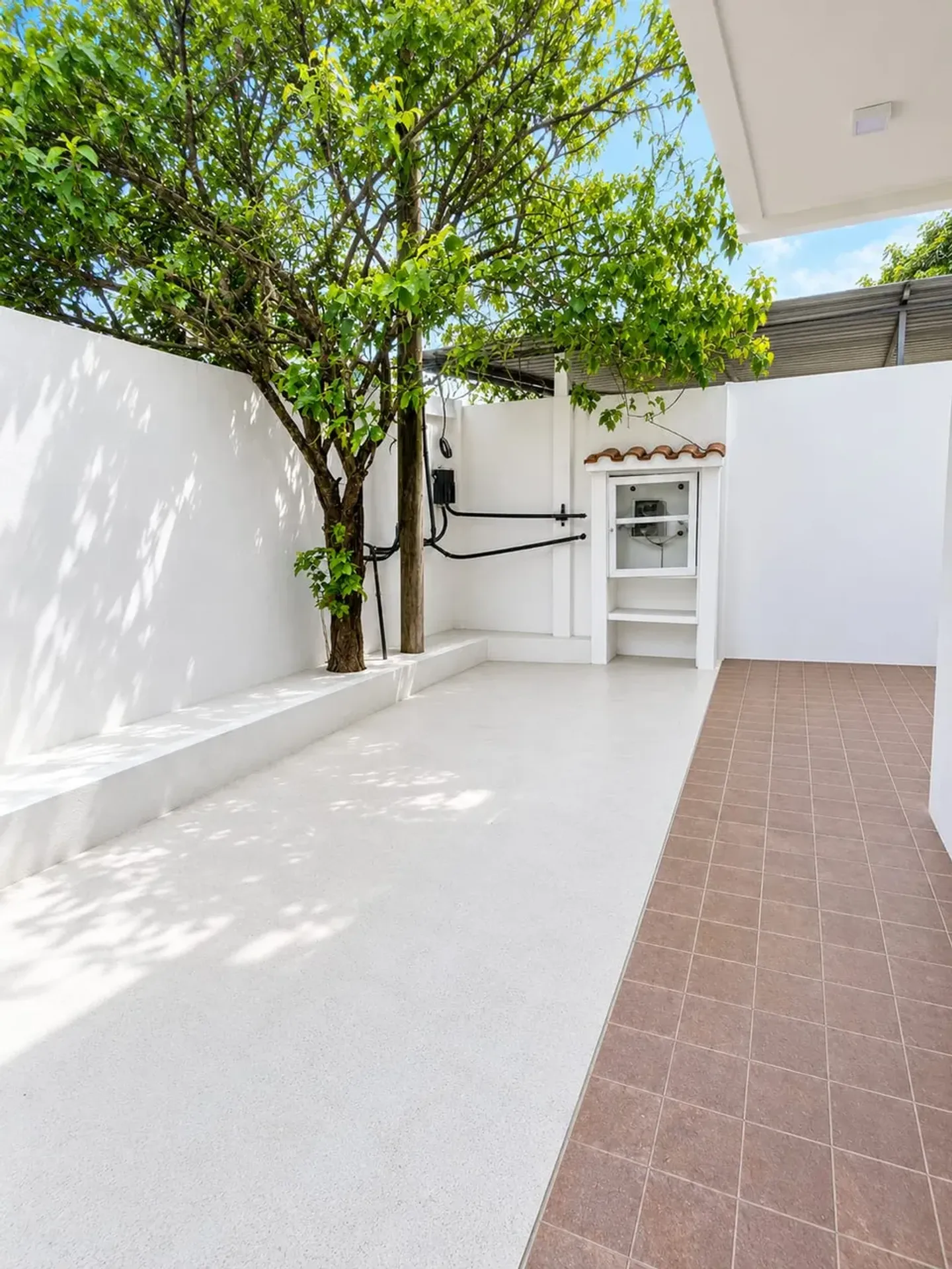 Private BBQ in a 3-bedroom house, 200 m² — photo 12