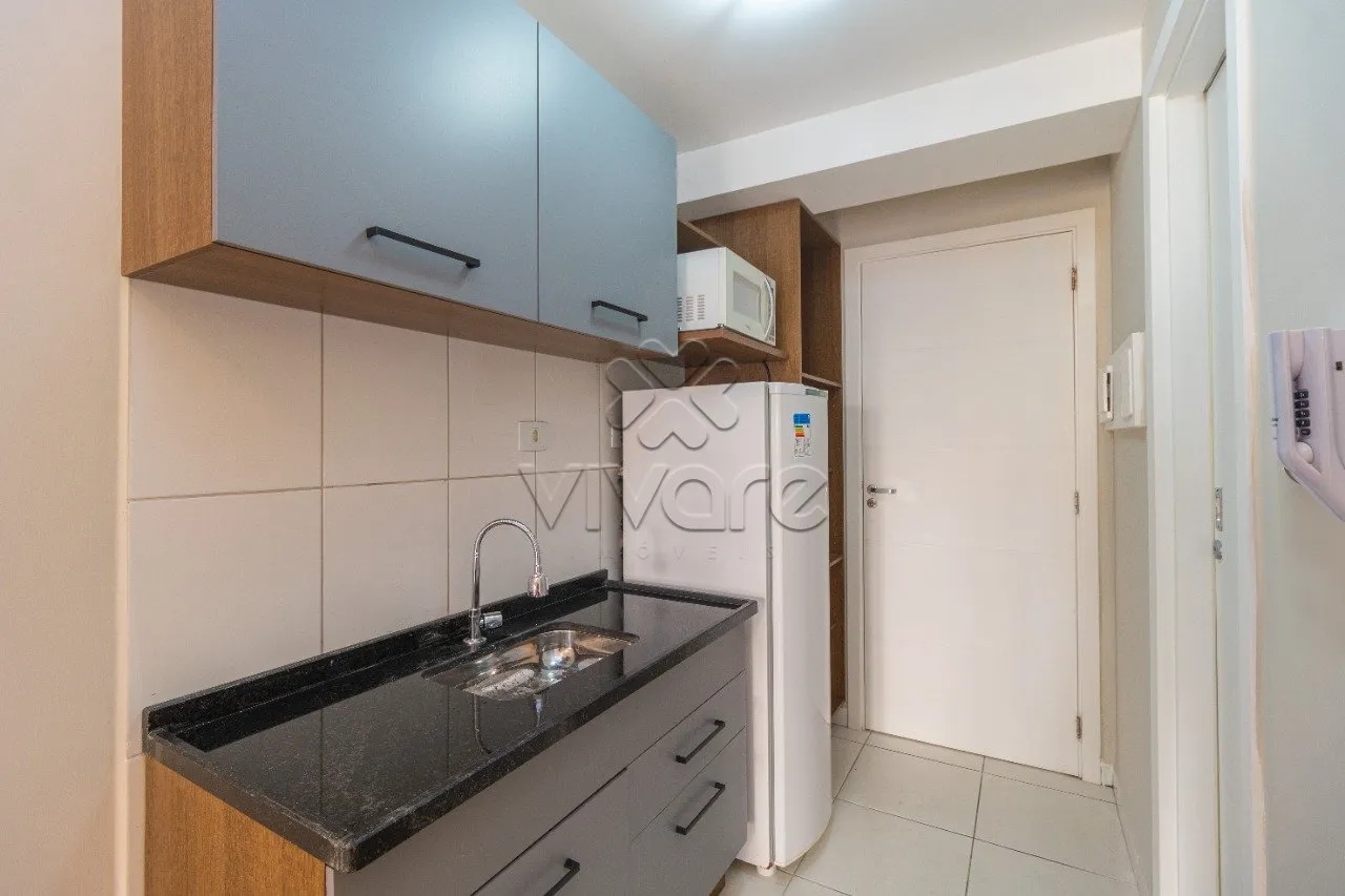 Furnished 1-bedroom apartment with a balcony — photo 3