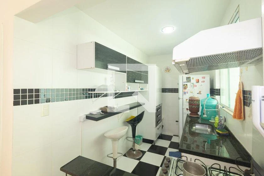 200 m² rental house with 3 bedrooms and a balcony — photo 12