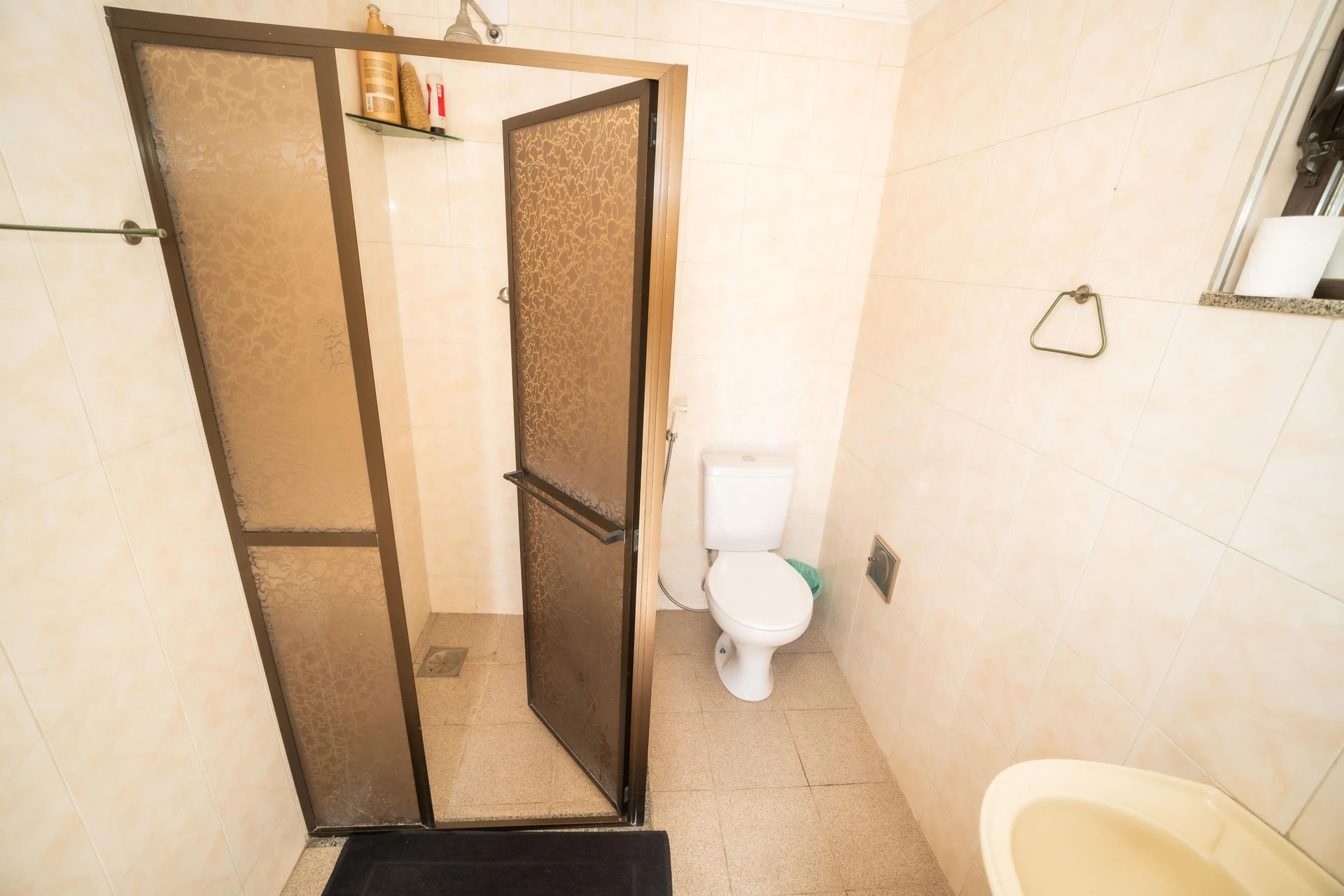 Furnished house, 449 m², with a jacuzzi — photo 48