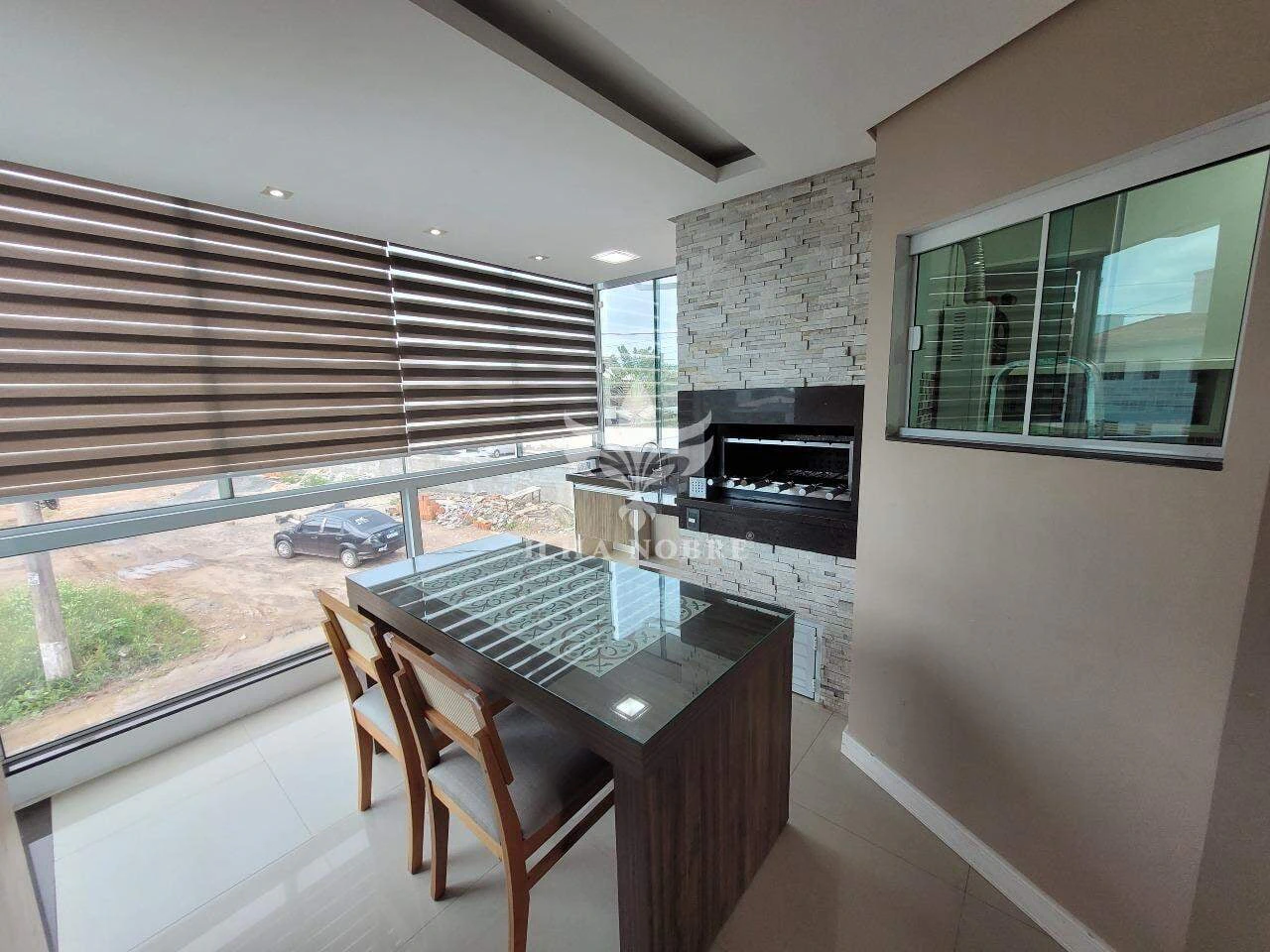 3-bedroom house with a grill on the balcony in Florianópolis — photo 24