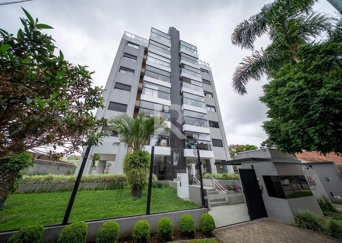 Furnished apartment, 150 m², with a glass-enclosed balcony — photo 8