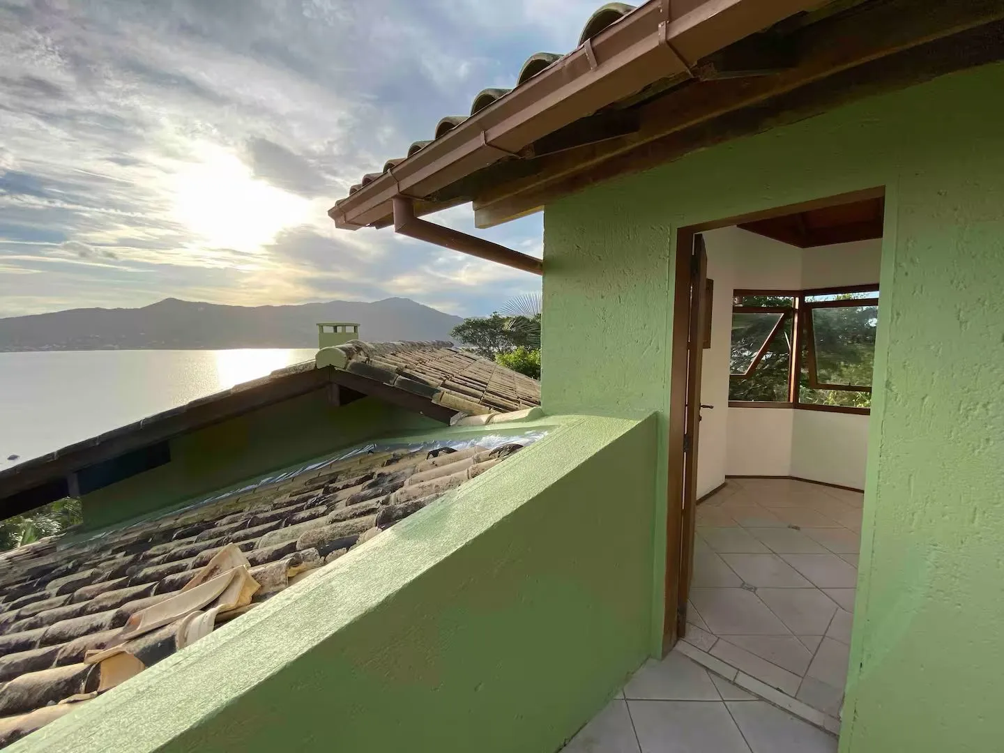 House with 3 bedrooms and glazed balcony — photo 42