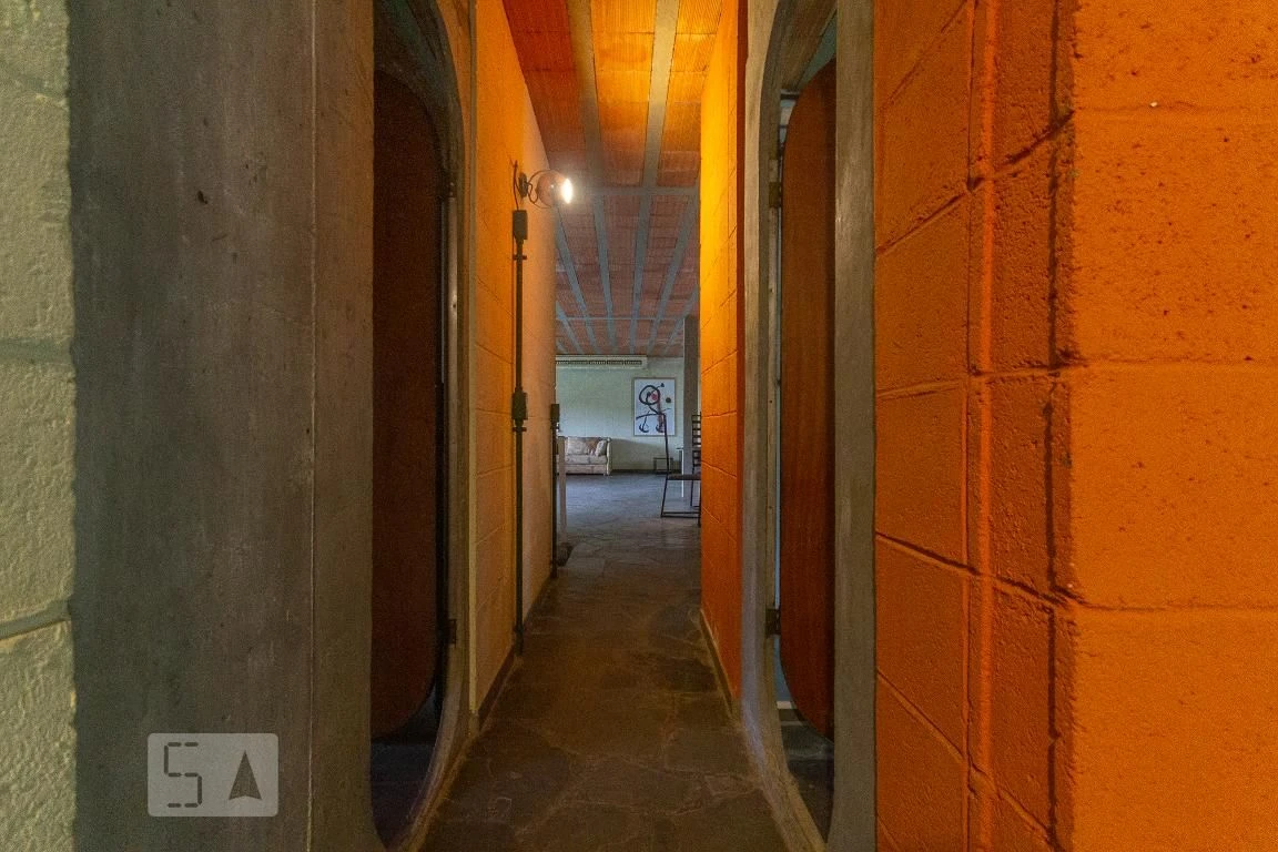 Condo house with 4 bedrooms and 400 m² — photo 45