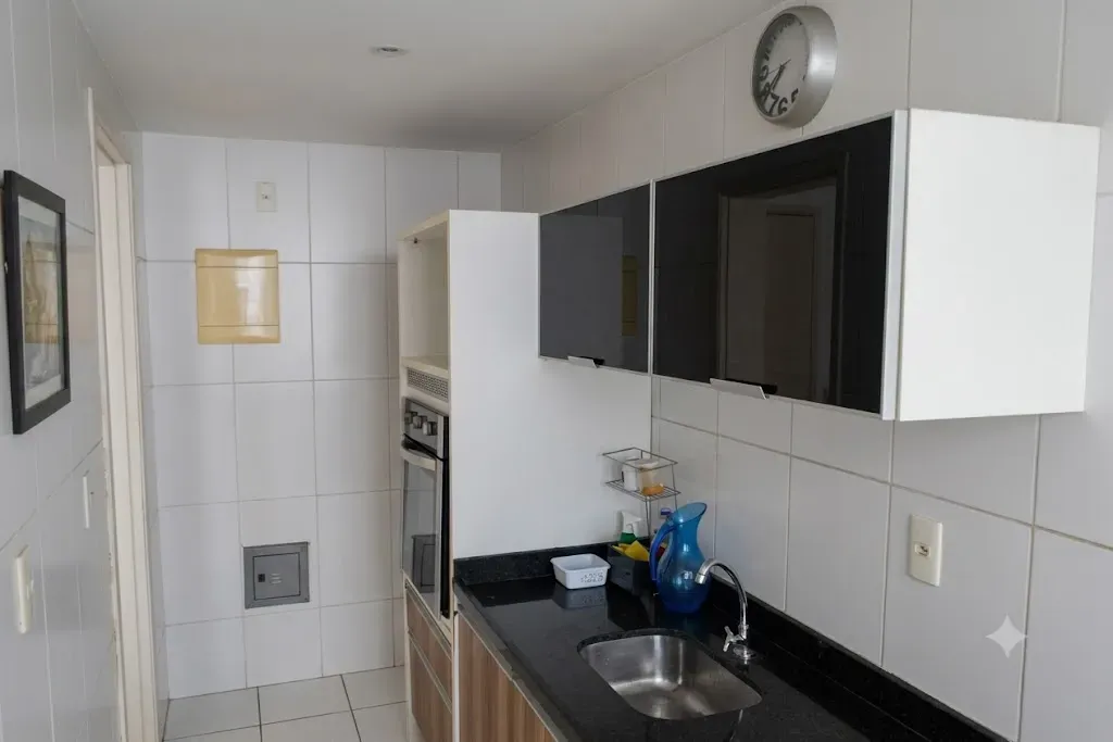 Furnished apartment with 2 bedrooms, balcony and 1 parking — photo 32