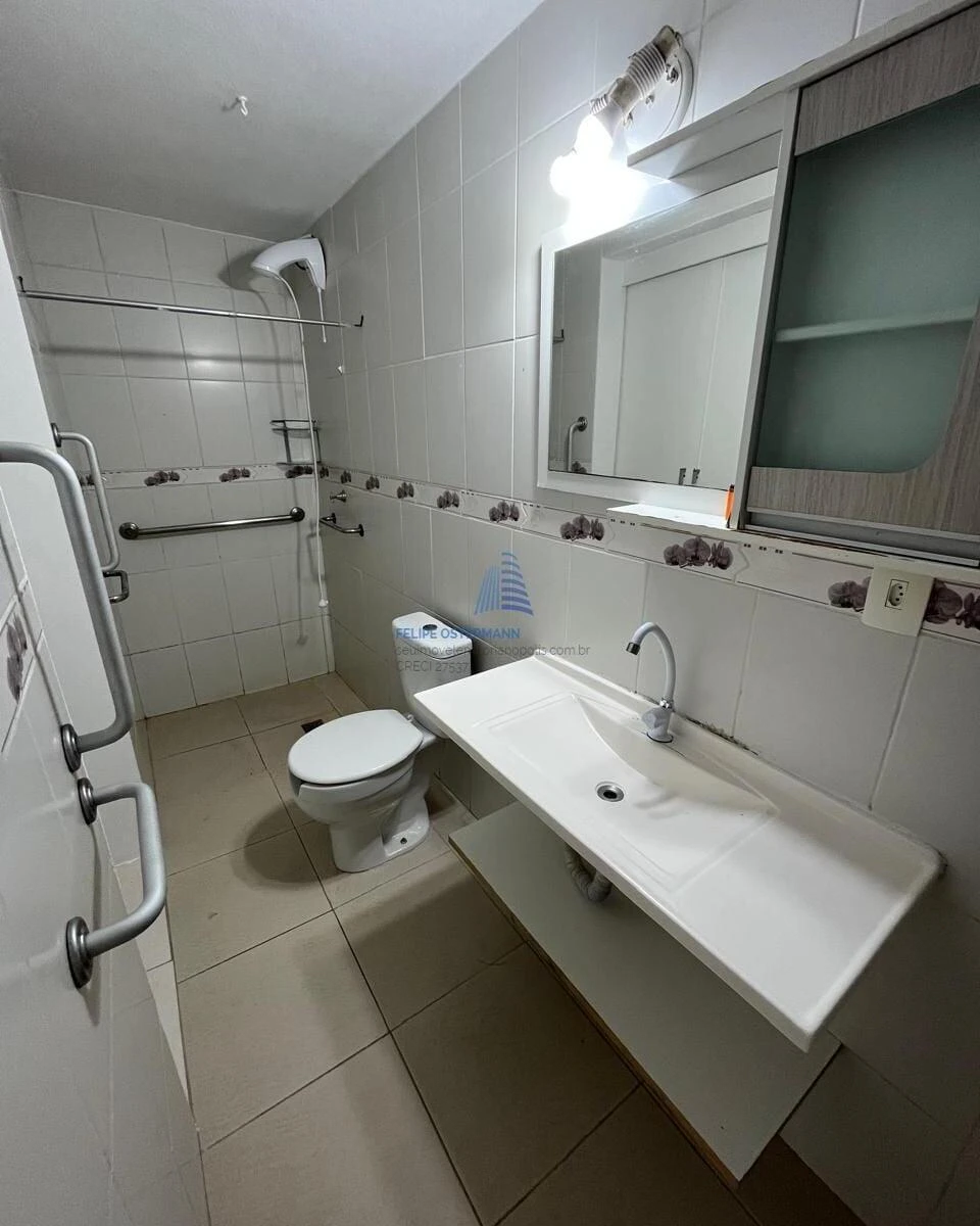 Furnished apartment, 58 m², with a washing machine — photo 4