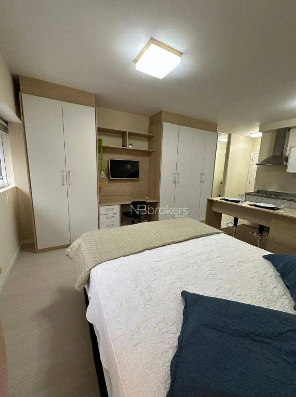 1-bedroom apartment with a private garden space — photo 9