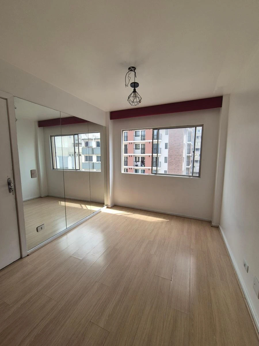 Apartment, 36 m², with wood or laminate floors — photo 16