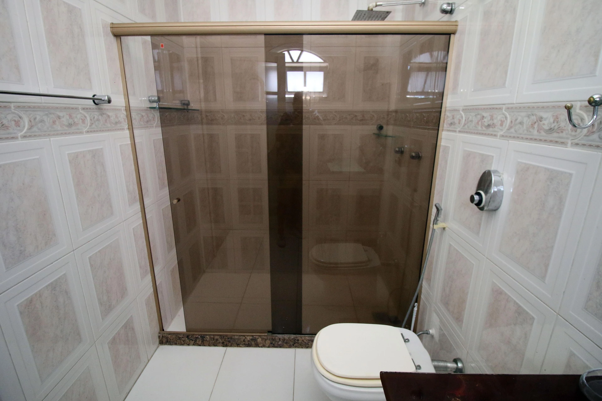 Rental house with 5 bedrooms and a private BBQ area — photo 32