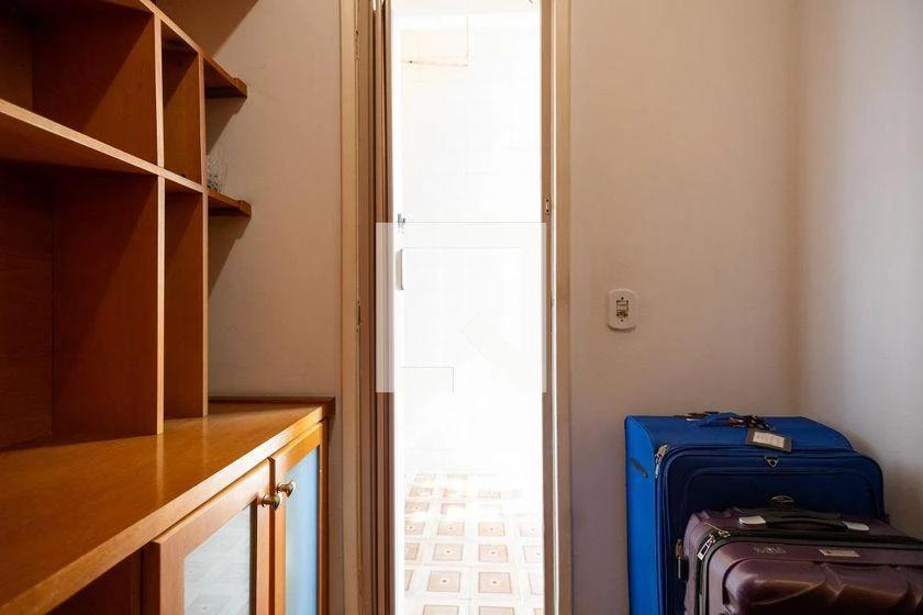 Apartment, 77 m², with wood or laminate floors — photo 42