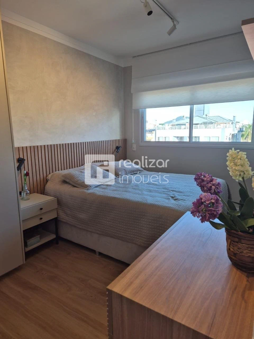 Private pool in a 4-bedroom apartment, 168 m² — photo 16