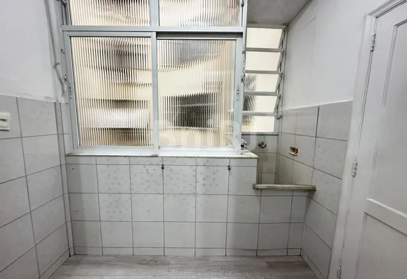 2-bedroom apartment with 1 bathroom, no parking — photo 18