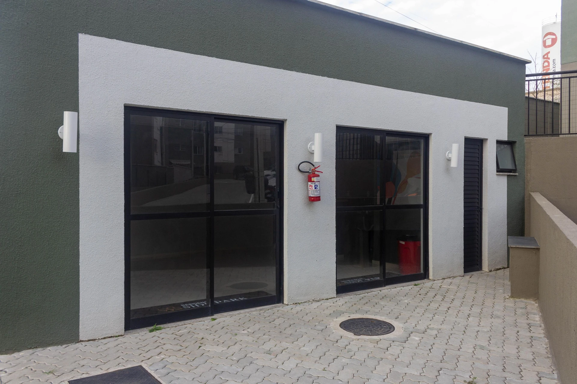 Apartamento de 2 quartos em condomínio com piscina — photo 6