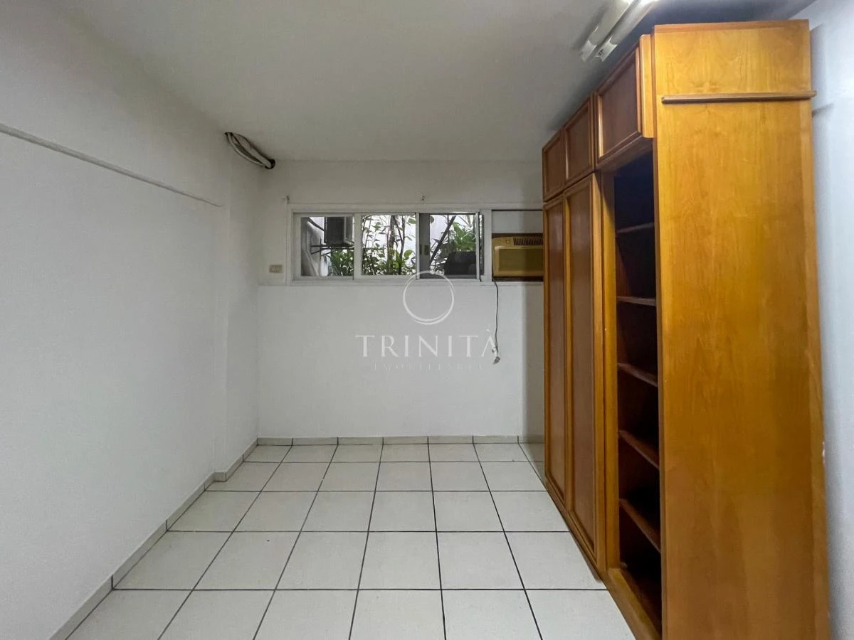 House for rent with 4 bedrooms and 5 bathrooms — photo 33