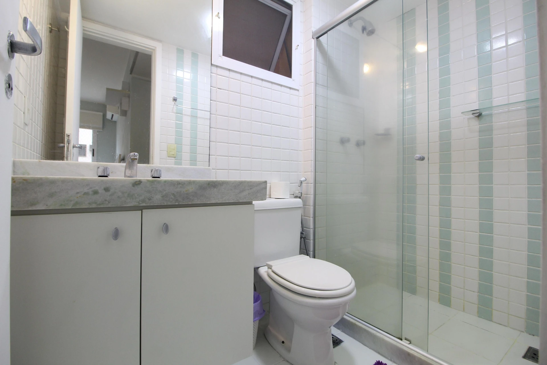 Furnished 3-bedroom apartment with 2 bathrooms — photo 39