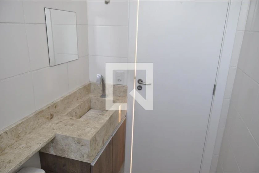 2-bedroom apartment with wood or laminate floors — photo 26