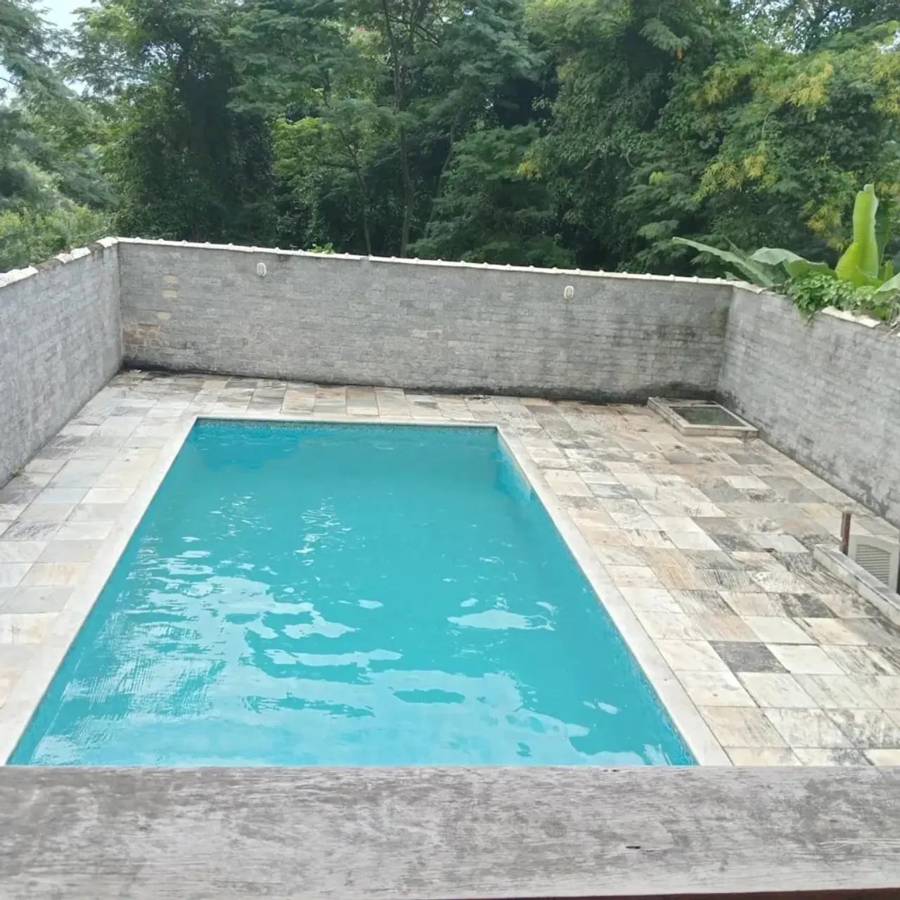 Unfurnished house with 5 bedrooms and 5 bathrooms — photo 3