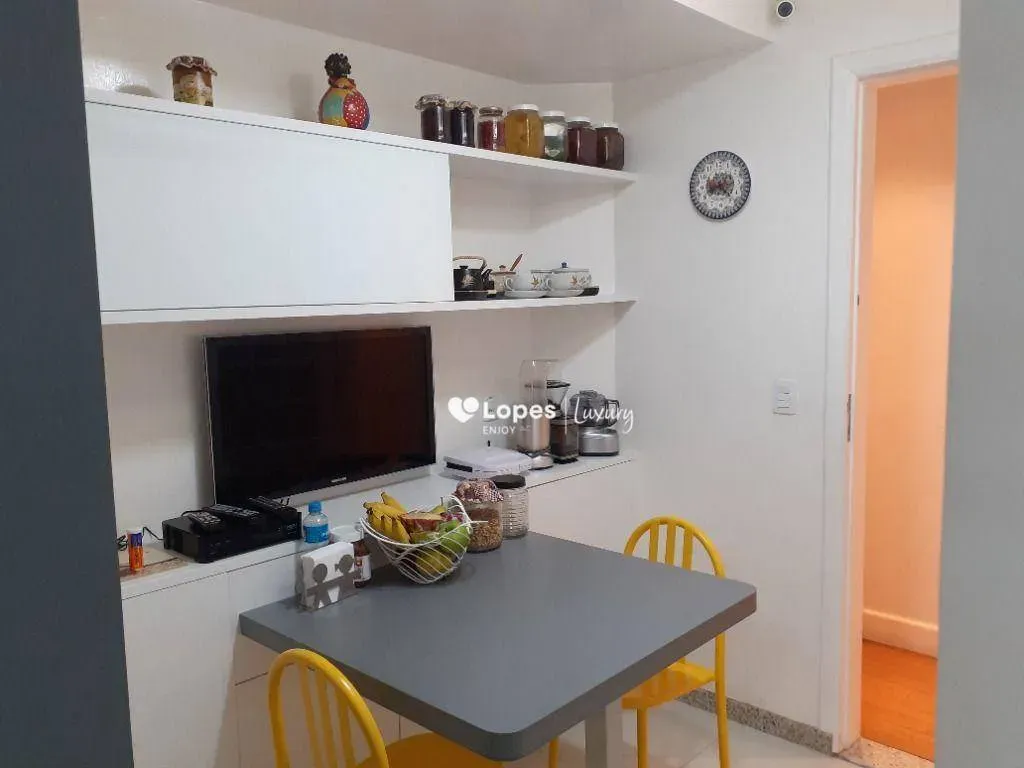 Triplex penthouse with 4 bedrooms and 3 suites, 2 parking — photo 33