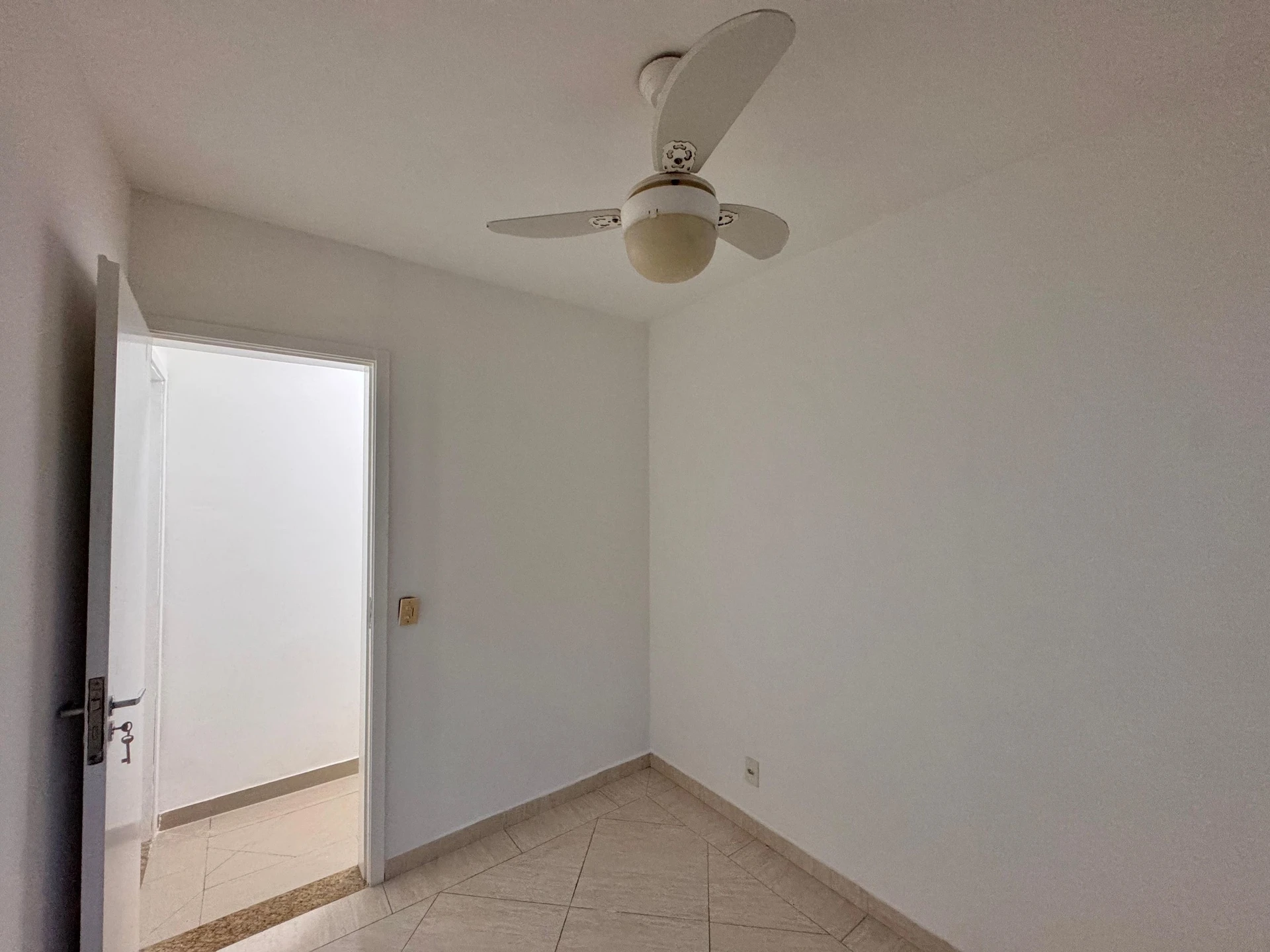 Apartamento de 2 quartos em condomínio com sauna — photo 24