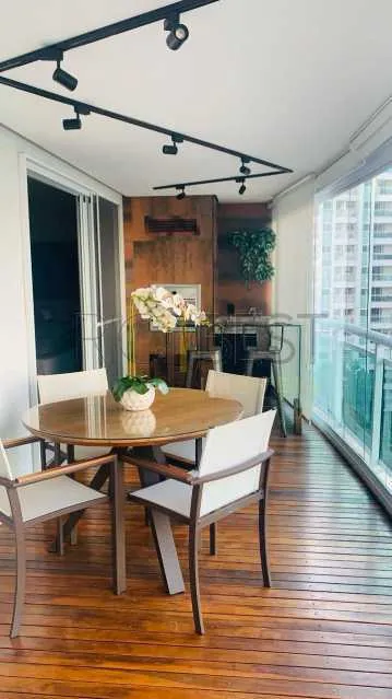 Apartamento com 2 dormitórios e 3 banheiros — photo 4
