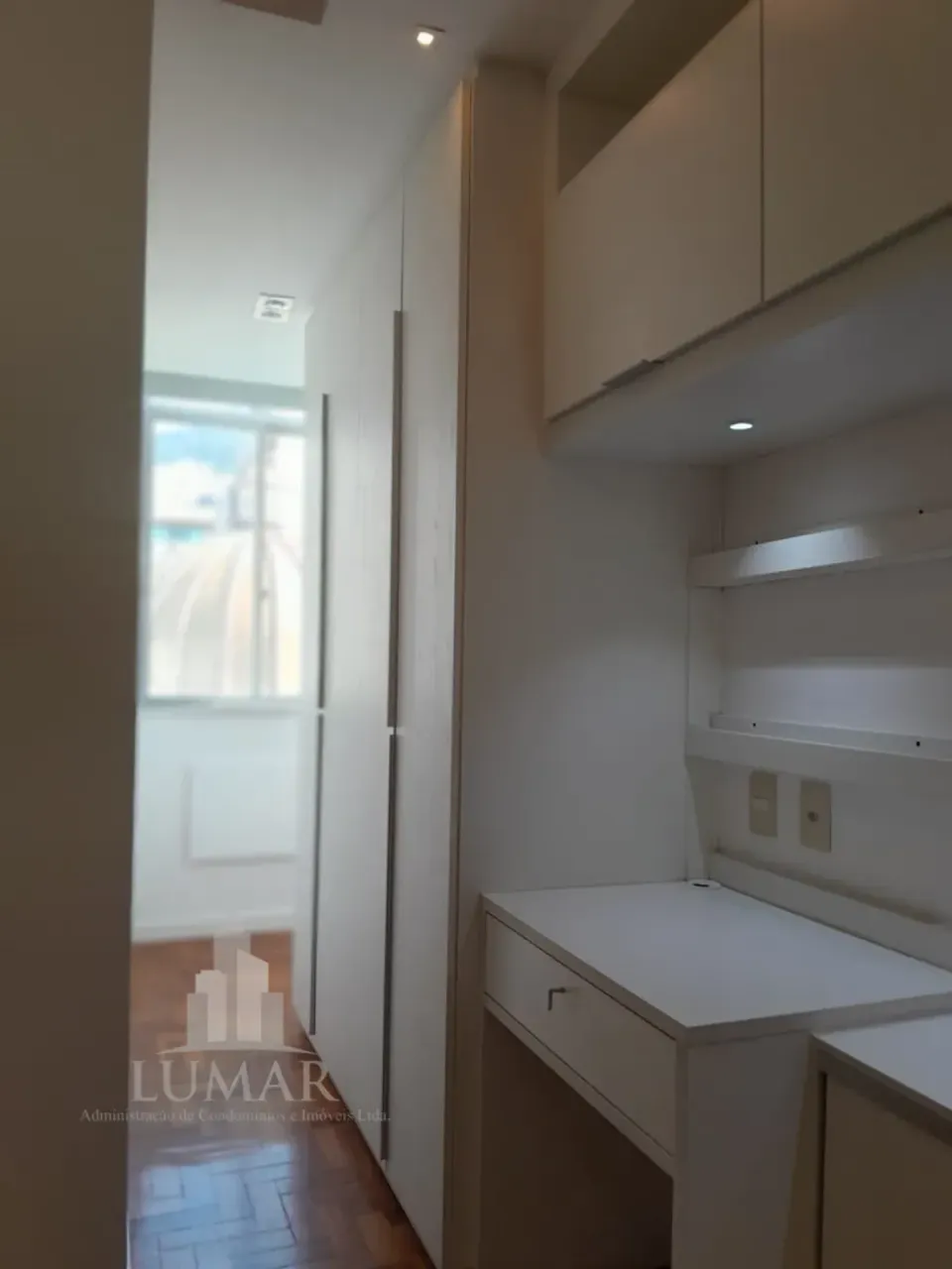 Apartamento sem mobília reformado com 2 quartos e vaga — photo 16