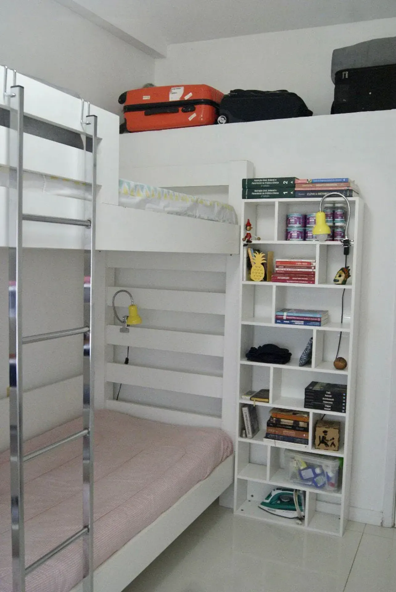 100 m² house with a grill on the balcony and a home office — photo 19