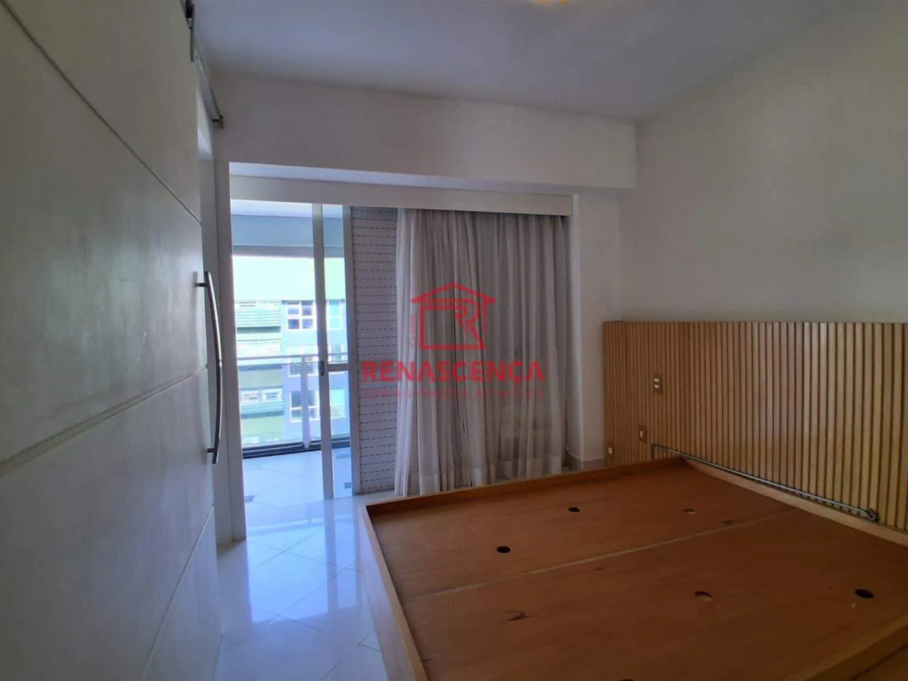 Apartment on the 19th floor with a washing machine — photo 2