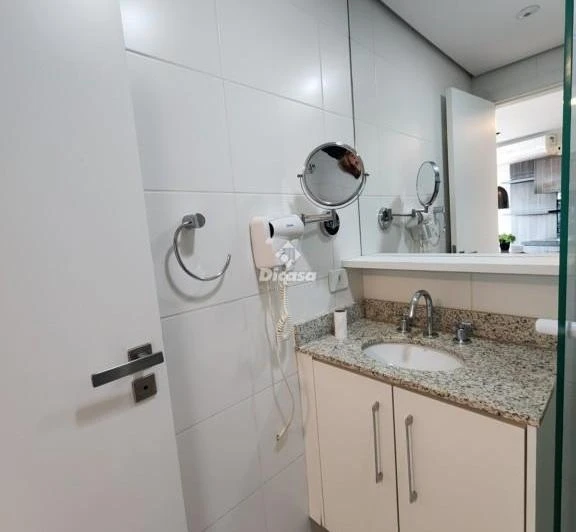 Мебльована квартира з 1 спальнею та кухнею відкритого планування — photo 7