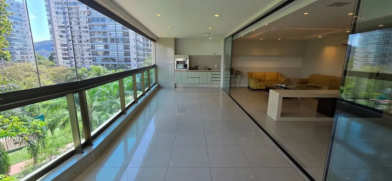 Apartamento de 4 suítes com 234 m² e 3 vagas no 4º andar — photo 3