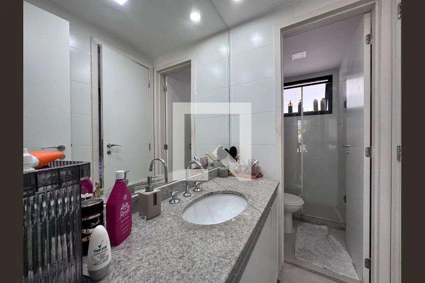 230 m² apartment with 4 bedrooms and 3 suites — photo 27