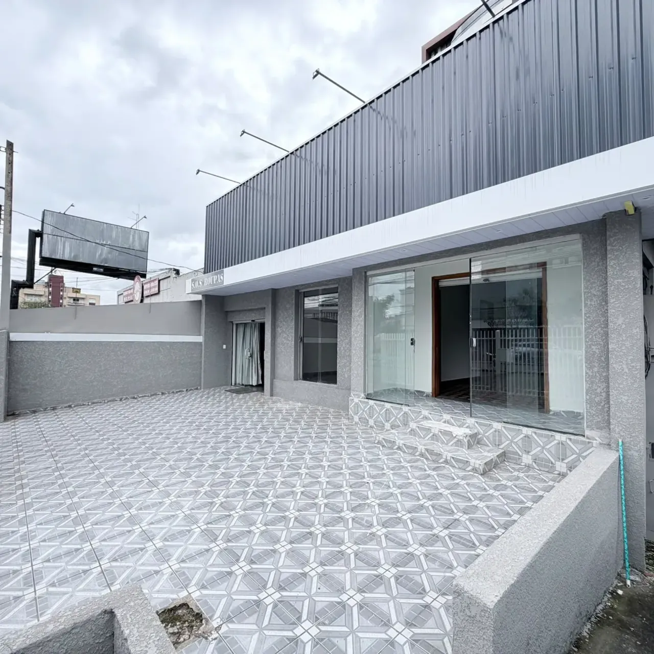 5-bedroom house with a washing machine in Curitiba — photo 13