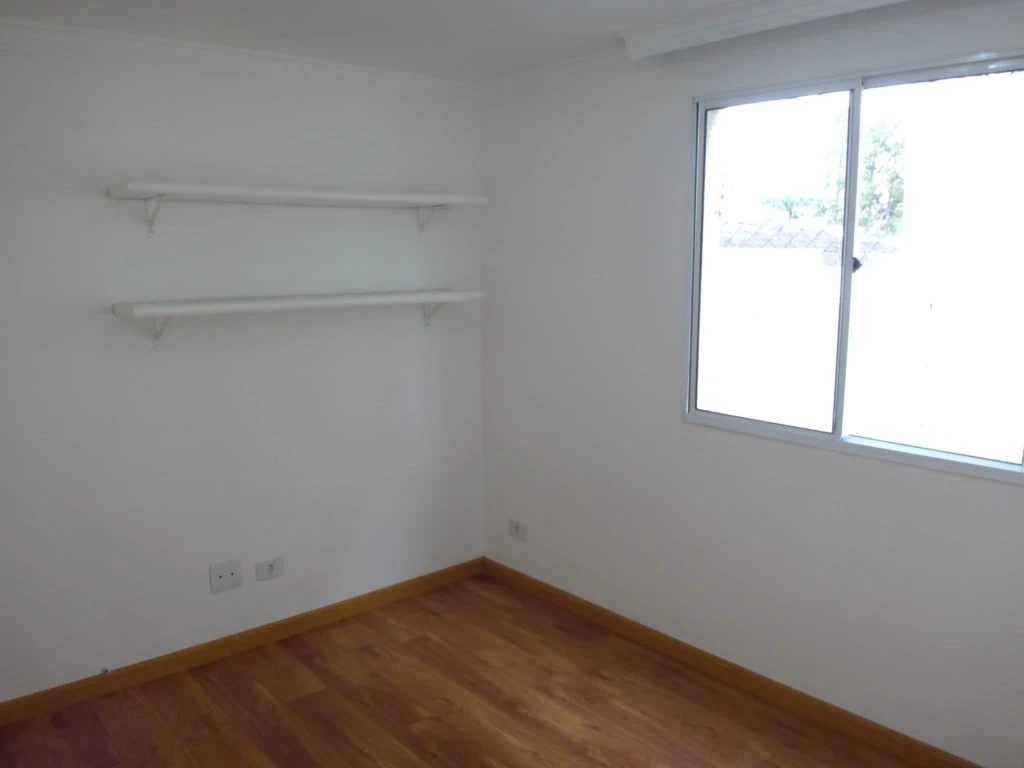 2-bedroom apartment with a home office — photo 8