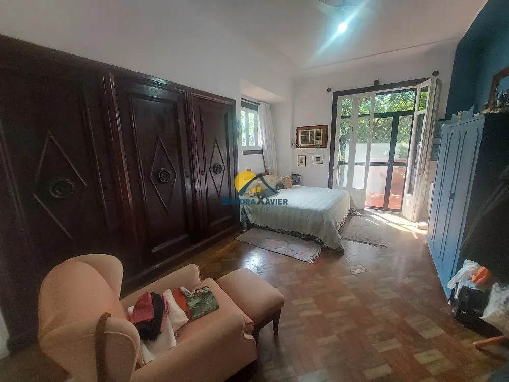 Furnished 700 m² house with 4 bedrooms and 2 en-suites — photo 32