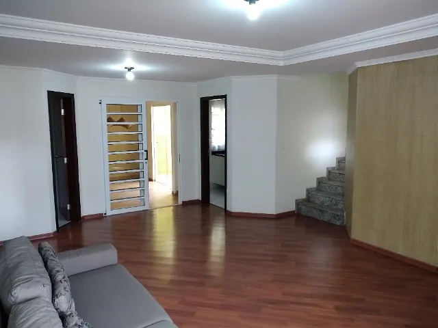 195 m² house with a home office and a bathtub — photo 6