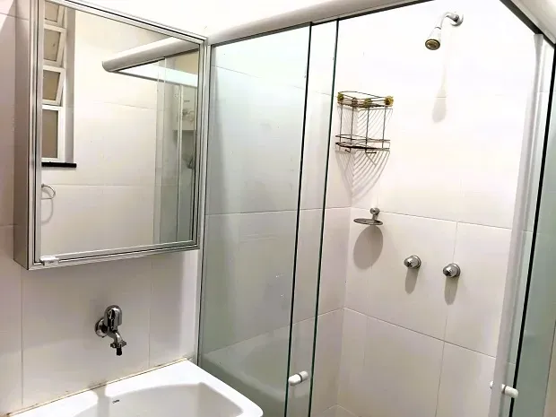 Unfurnished studio with a separate closed kitchen and 30 m² — photo 4