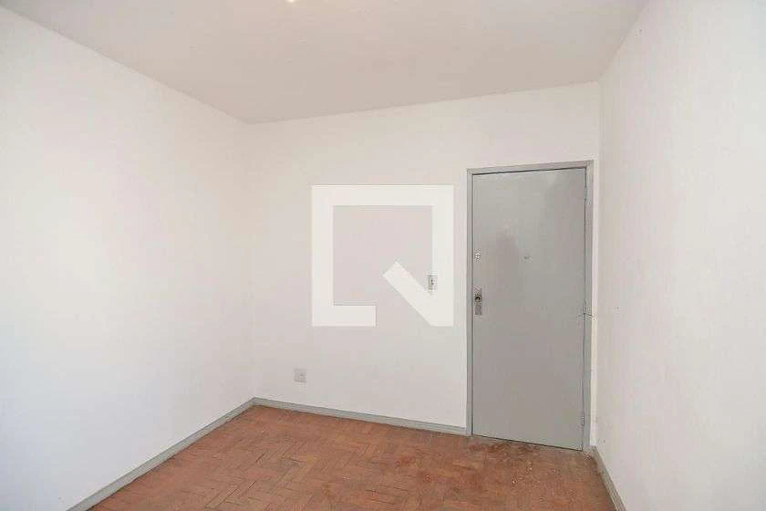 Unfurnished 2-bedroom apartment with separate kitchen — photo 21