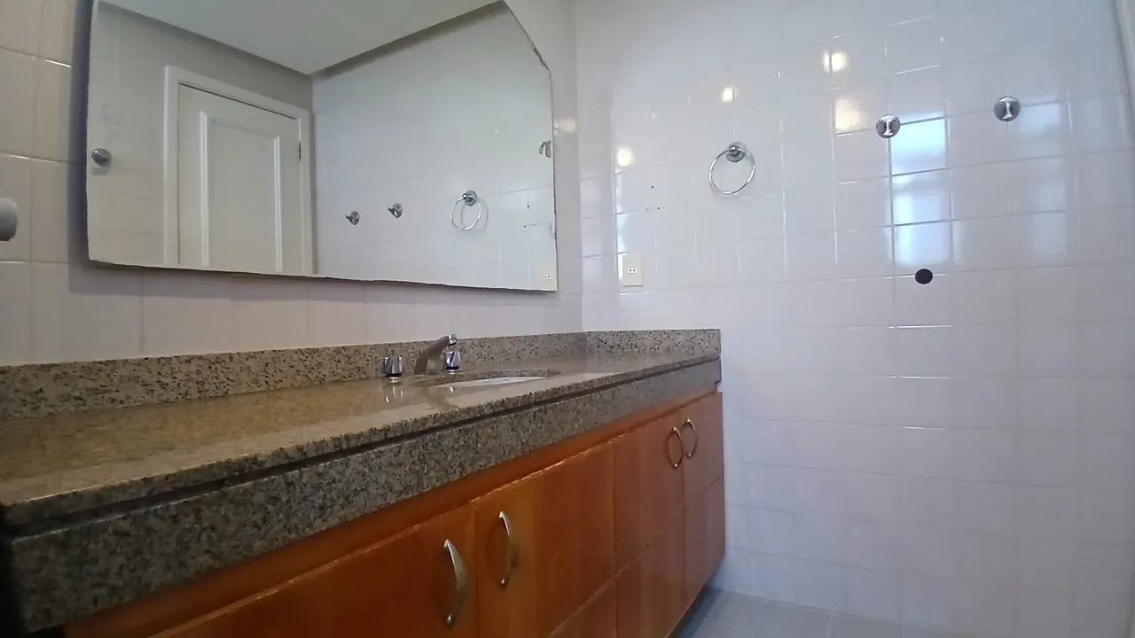 Apartment with 3 bedrooms, 3 bathrooms and 129 m² — photo 33