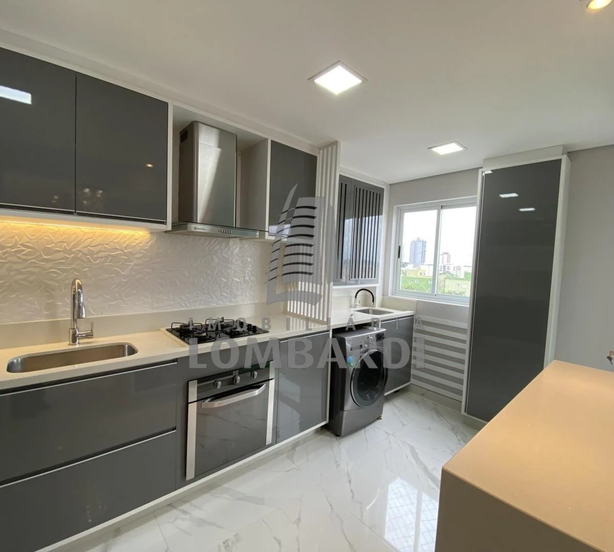 70 m² apartment with a walk-in closet and a washing machine — photo 6