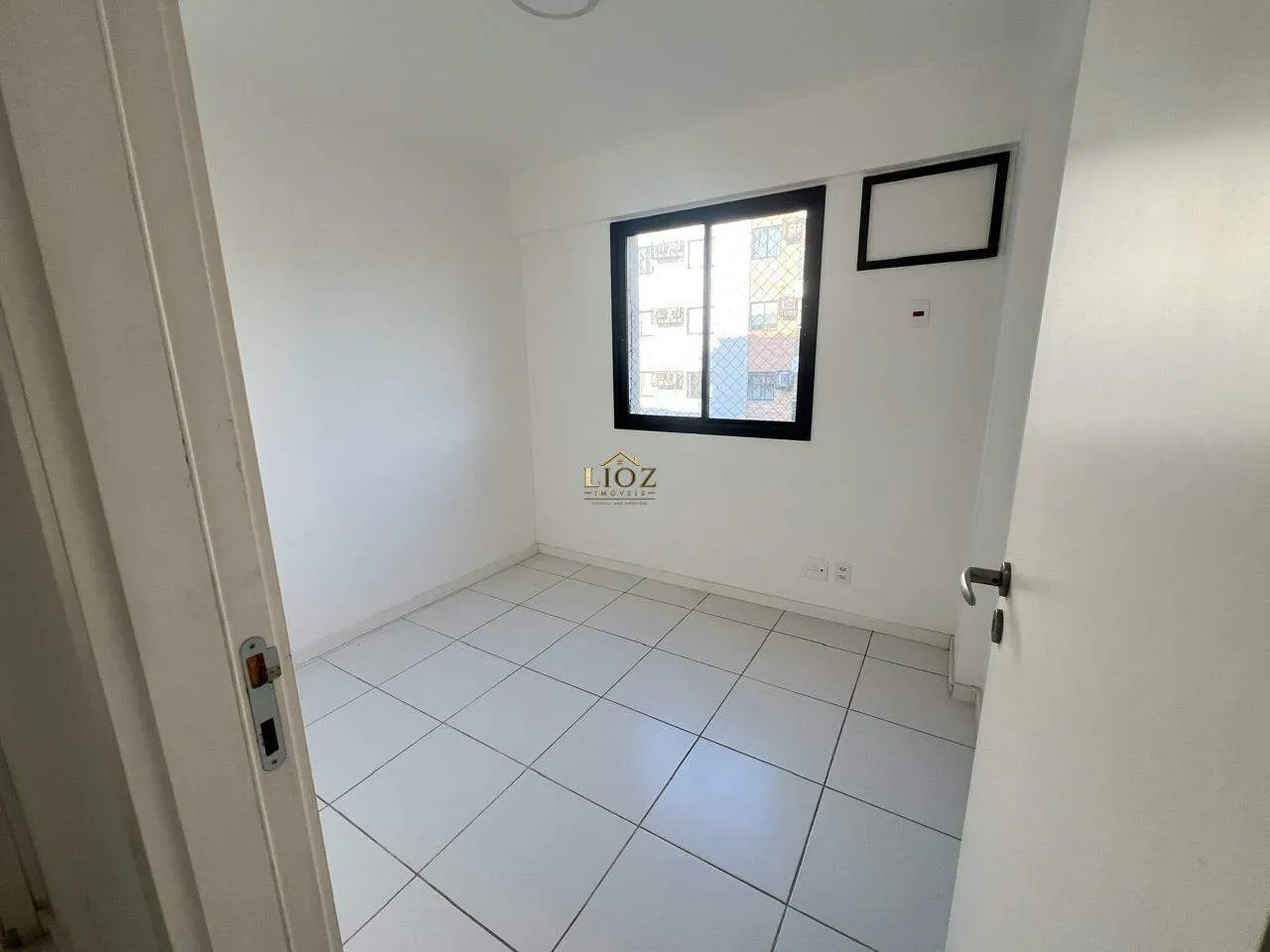 Rental apartment with 2 bedrooms and 2 bathrooms — photo 14