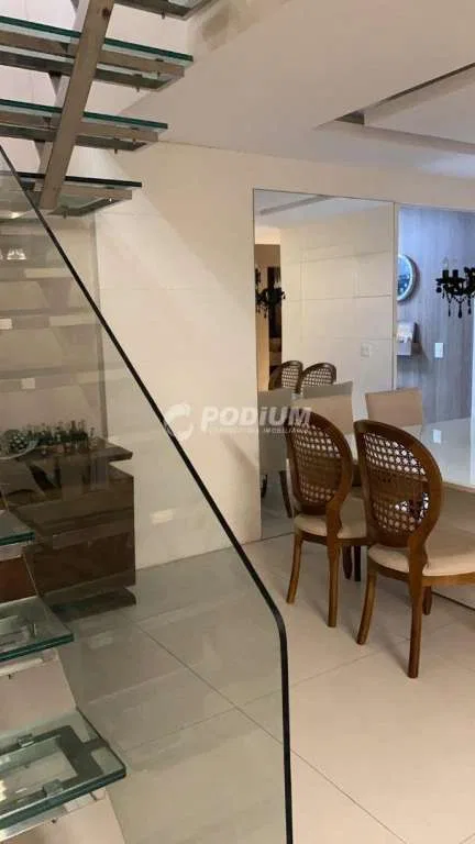 Cobertura duplex mobiliada com terraço e 360 m² — photo 8