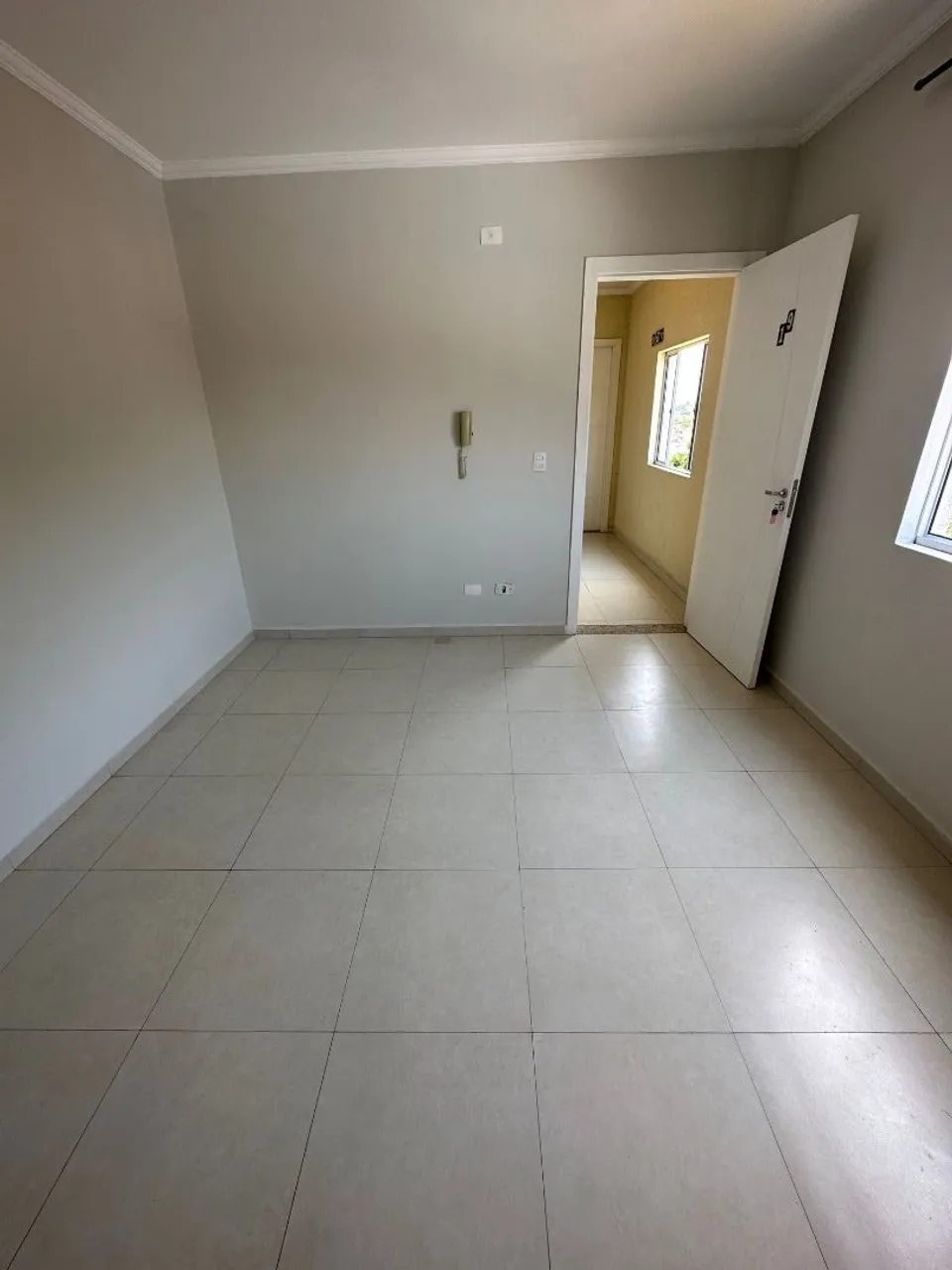 1-bedroom apartment with 40 m² and laundry area — photo 4