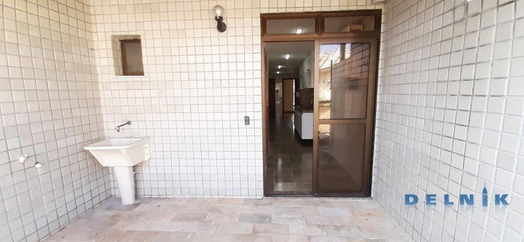 241 m² apartment with 3 bedrooms and private BBQ — photo 21