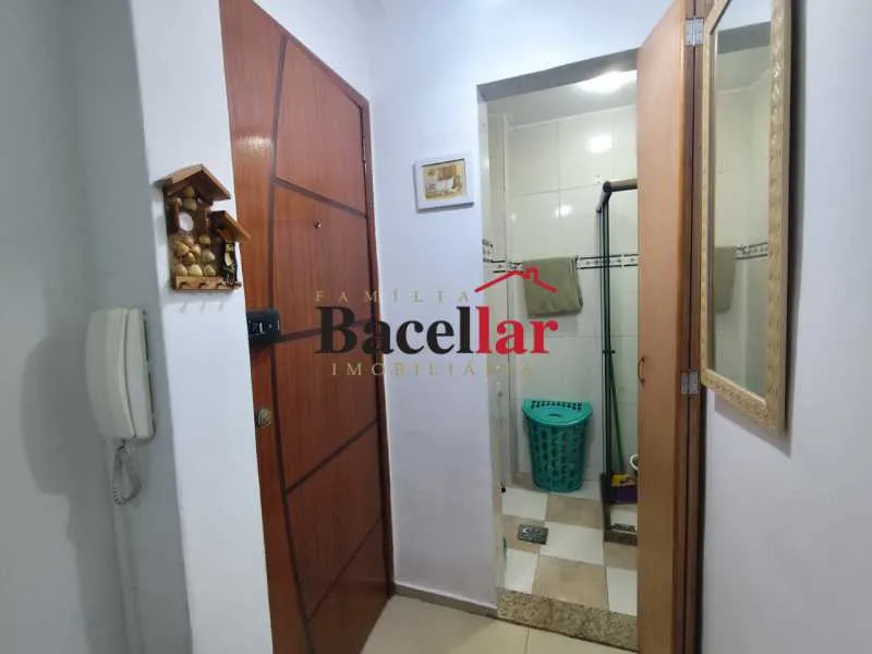 Furnished studio, 19 m² — photo 17