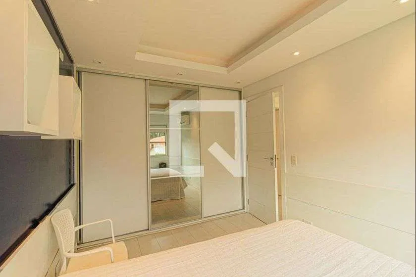 Casa de 3 dormitorios con jardín en Curitiba — photo 10