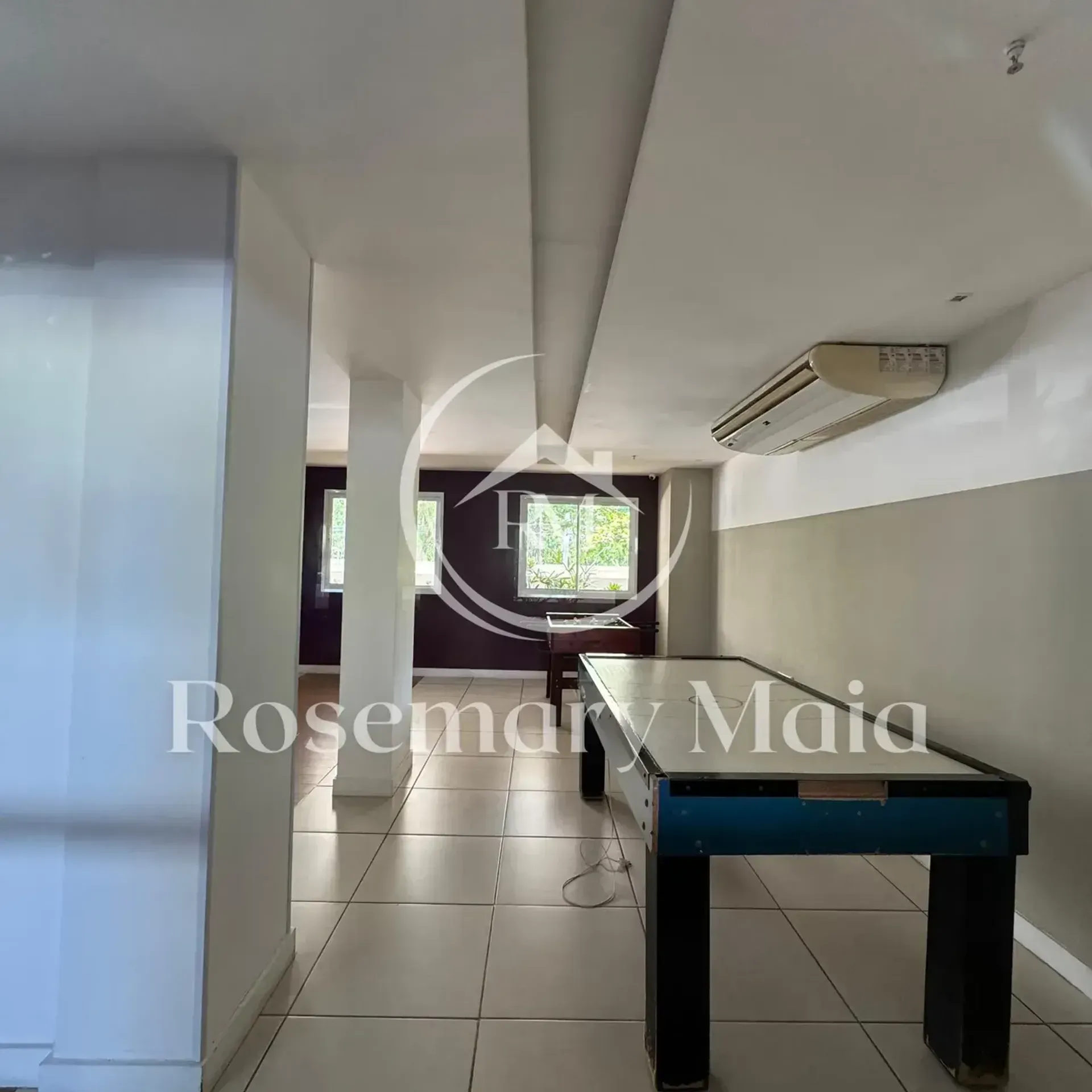 Duplex penthouse with 4 bedrooms and city view — photo 48
