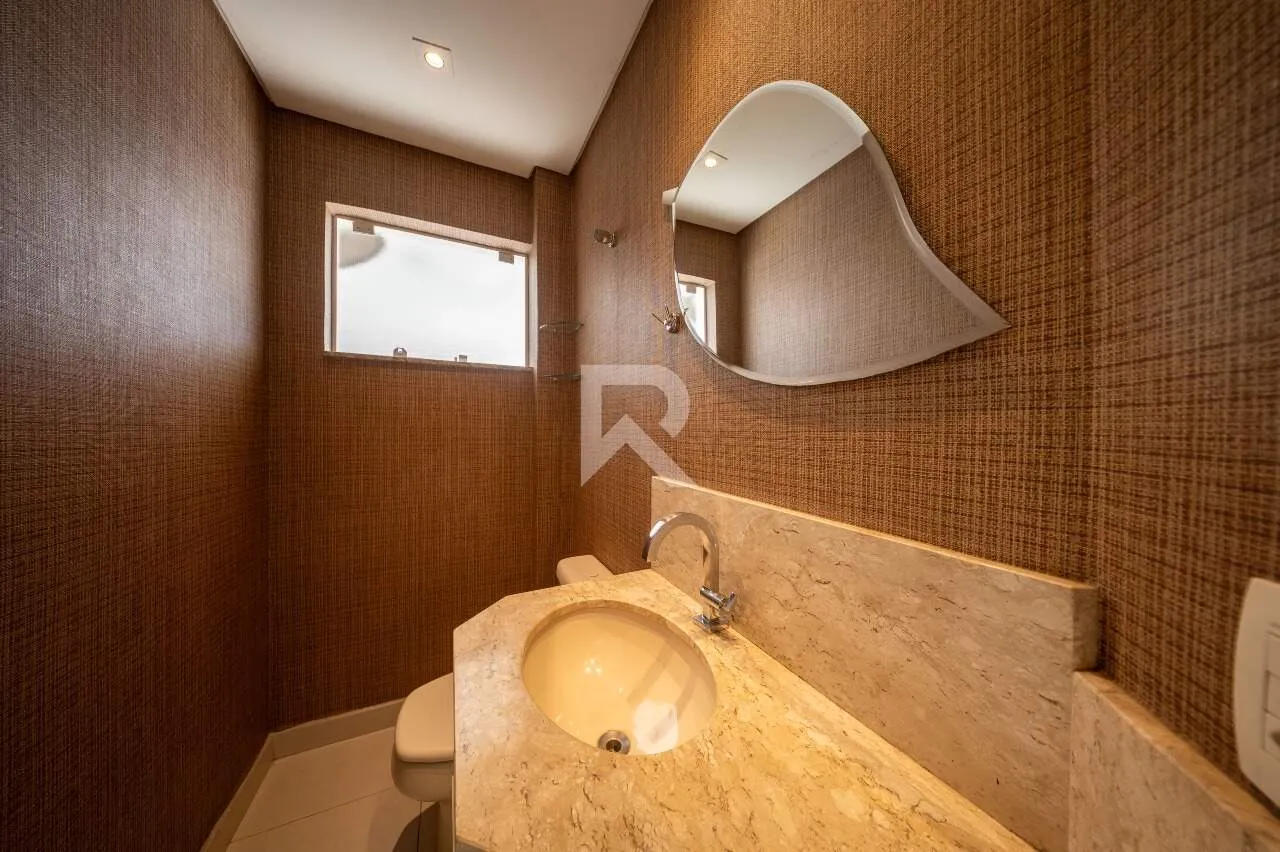 House with 4 bedrooms, private garden and 4 parking — photo 13