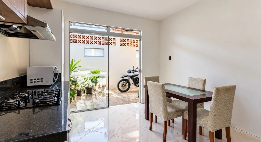Furnished house with 3 bedrooms and 2 suites — photo 12