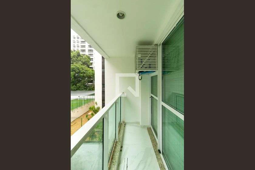 Квартира 58 м² з 1 спальнею та балконом — photo 17