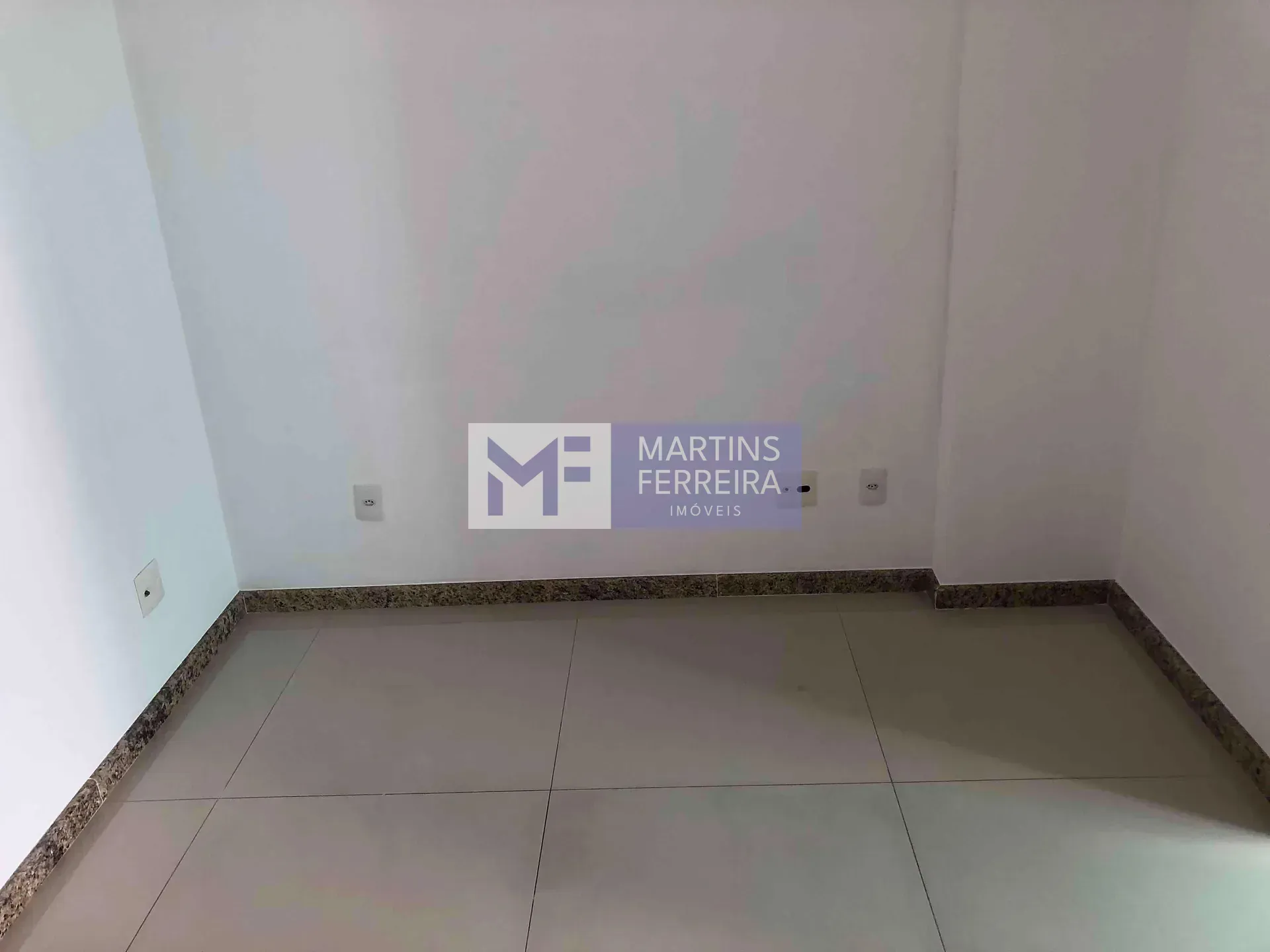 Apartamento no 1º andar com varanda envidraçada — photo 39