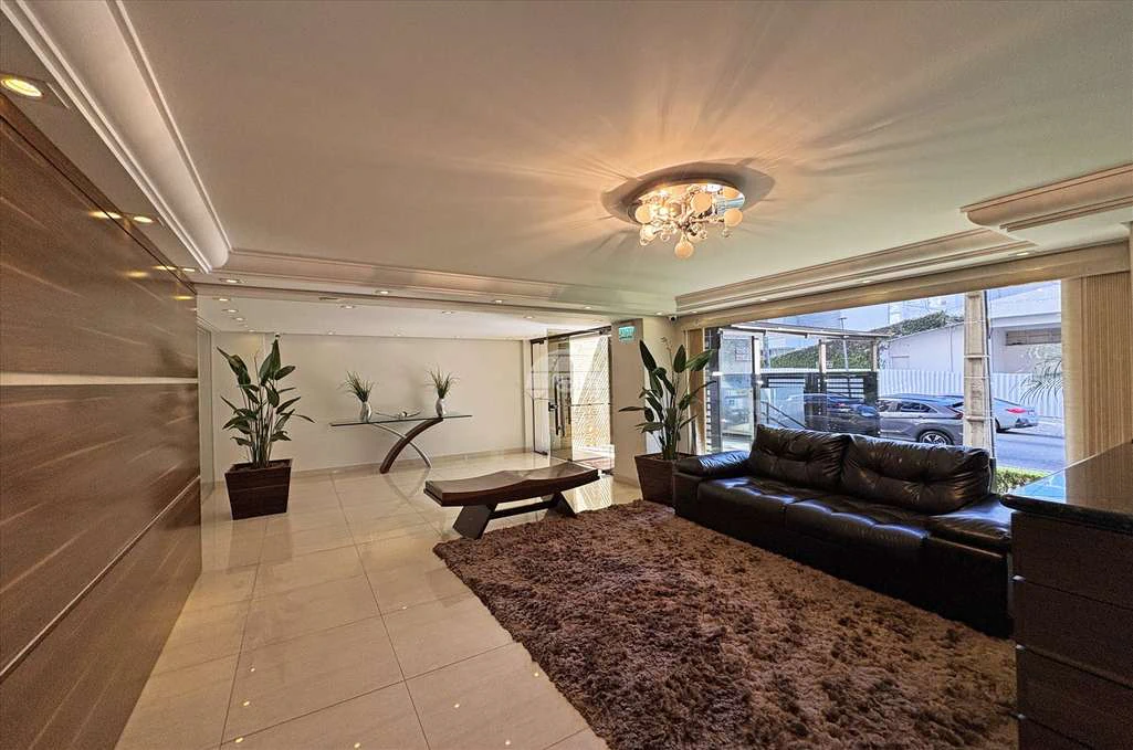 1-bedroom apartment with an open-plan kitchen at 50 m² — photo 4